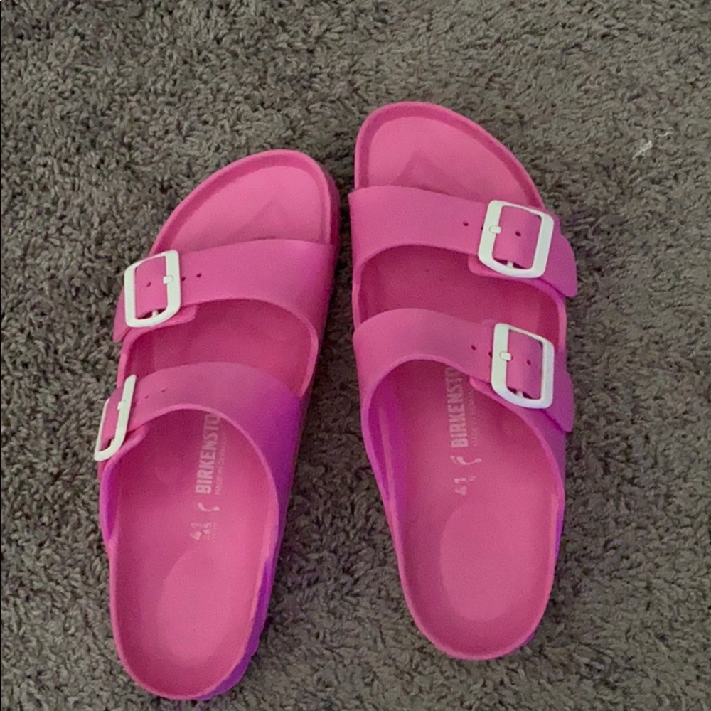 Pink burks - Picture 1 of 1